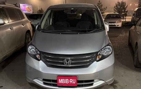 Honda Freed I, 2010 год, 980 000 рублей, 1 фотография