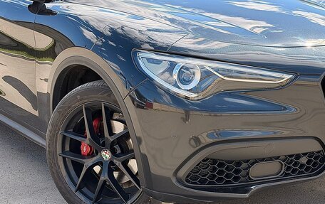 Alfa Romeo Stelvio, 2018 год, 2 749 000 рублей, 9 фотография