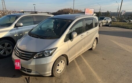 Honda Freed I, 2010 год, 980 000 рублей, 3 фотография
