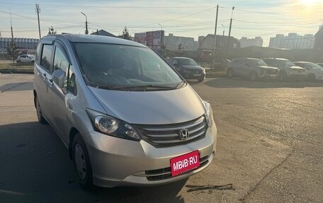 Honda Freed I, 2010 год, 980 000 рублей, 2 фотография