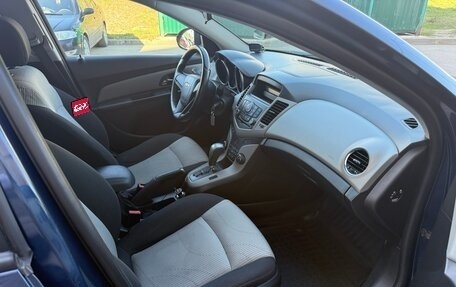 Chevrolet Cruze II, 2011 год, 690 000 рублей, 11 фотография