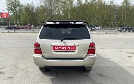 Toyota Highlander III, 2002 год, 950 000 рублей, 2 фотография