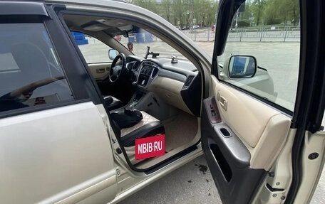 Toyota Highlander III, 2002 год, 950 000 рублей, 5 фотография