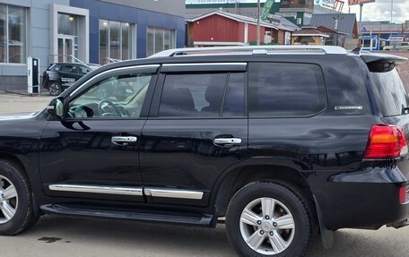 Toyota Land Cruiser 200, 2015 год, 3 399 000 рублей, 14 фотография