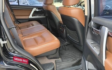 Toyota Land Cruiser 200, 2015 год, 3 399 000 рублей, 16 фотография