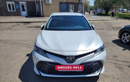 Toyota Camry, 2019 год, 2 900 000 рублей, 5 фотография