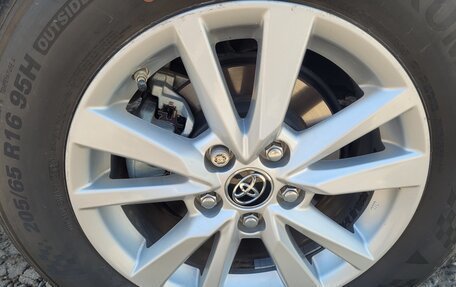 Toyota Camry, 2019 год, 2 900 000 рублей, 12 фотография