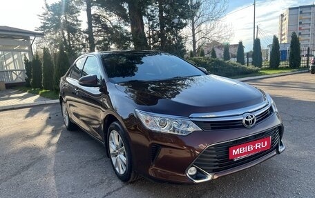 Toyota Camry, 2017 год, 2 224 000 рублей, 3 фотография