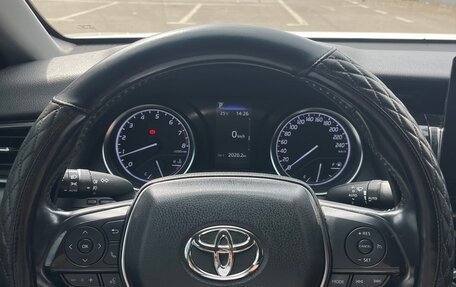 Toyota Camry, 2021 год, 2 500 000 рублей, 9 фотография