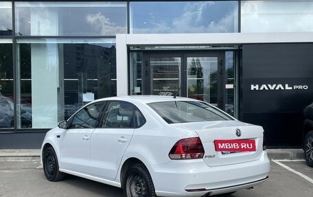 Volkswagen Polo VI (EU Market), 2015 год, 989 000 рублей, 7 фотография