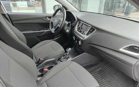 Hyundai Solaris II рестайлинг, 2019 год, 1 599 800 рублей, 8 фотография