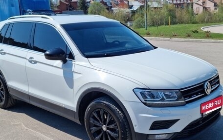Volkswagen Tiguan II, 2018 год, 2 100 000 рублей, 7 фотография