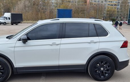 Volkswagen Tiguan II, 2018 год, 2 100 000 рублей, 26 фотография