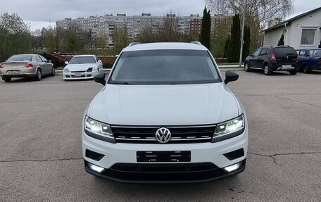 Volkswagen Tiguan II, 2018 год, 2 100 000 рублей, 35 фотография