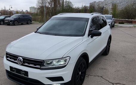 Volkswagen Tiguan II, 2018 год, 2 100 000 рублей, 32 фотография