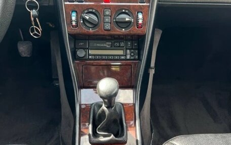 Mercedes-Benz E-Класс, 1994 год, 1 570 000 рублей, 14 фотография