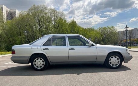 Mercedes-Benz E-Класс, 1994 год, 1 570 000 рублей, 5 фотография