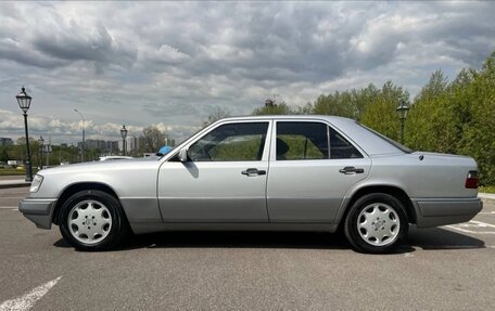 Mercedes-Benz E-Класс, 1994 год, 1 570 000 рублей, 9 фотография