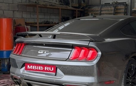 Ford Mustang VI рестайлинг, 2019 год, 2 450 000 рублей, 7 фотография