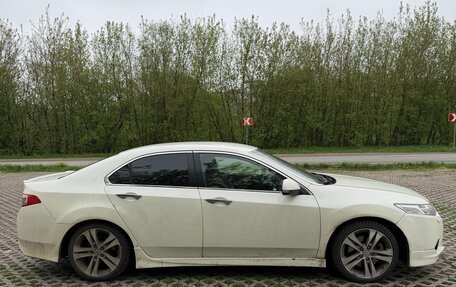 Honda Accord VIII рестайлинг, 2011 год, 1 050 000 рублей, 4 фотография