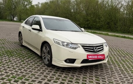 Honda Accord VIII рестайлинг, 2011 год, 1 050 000 рублей, 2 фотография