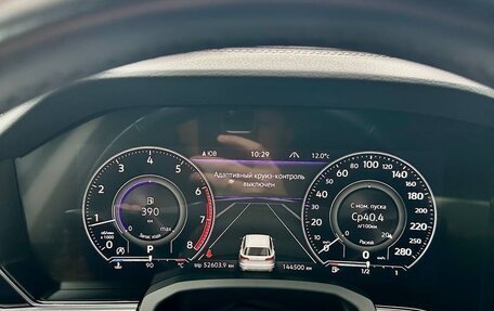 Volkswagen Touareg III, 2019 год, 4 500 000 рублей, 10 фотография
