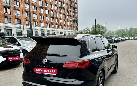 Volkswagen Touareg III, 2019 год, 4 500 000 рублей, 6 фотография