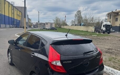 Hyundai Solaris II рестайлинг, 2015 год, 700 000 рублей, 4 фотография