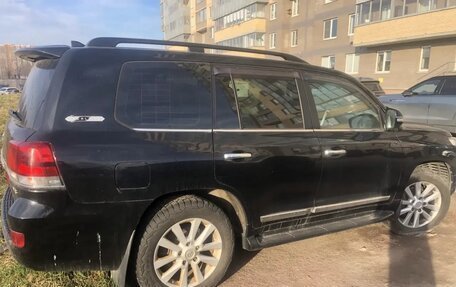 Toyota Land Cruiser 200, 2017 год, 6 200 000 рублей, 1 фотография