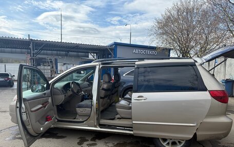 Toyota Sienna II рестайлинг, 2005 год, 850 000 рублей, 7 фотография