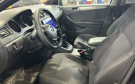 Volkswagen Jetta VI, 2015 год, 900 000 рублей, 6 фотография