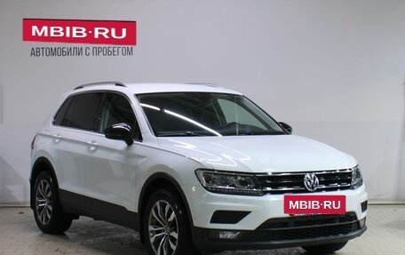 Volkswagen Tiguan II, 2019 год, 2 759 000 рублей, 3 фотография