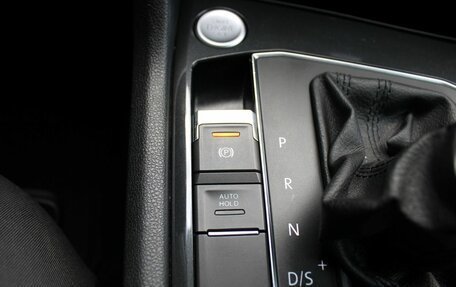 Volkswagen Tiguan II, 2019 год, 2 759 000 рублей, 21 фотография