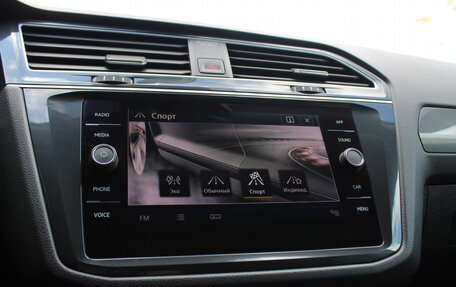 Volkswagen Tiguan II, 2019 год, 2 759 000 рублей, 18 фотография
