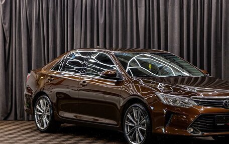 Toyota Camry, 2017 год, 2 095 000 рублей, 8 фотография