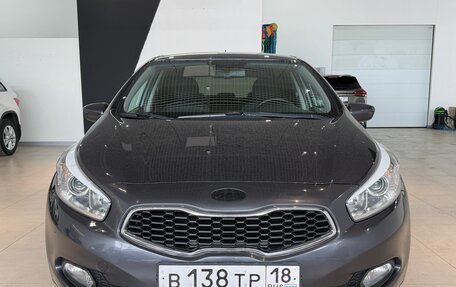 KIA cee'd III, 2015 год, 1 390 000 рублей, 2 фотография