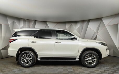 Toyota Fortuner II, 2021 год, 4 900 000 рублей, 6 фотография