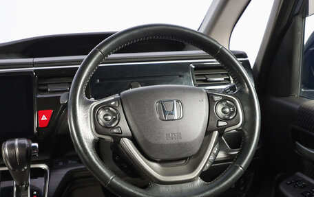 Honda Stepwgn IV, 2015 год, 1 899 000 рублей, 11 фотография