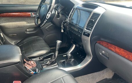 Toyota Land Cruiser Prado 120 рестайлинг, 2007 год, 1 390 000 рублей, 15 фотография