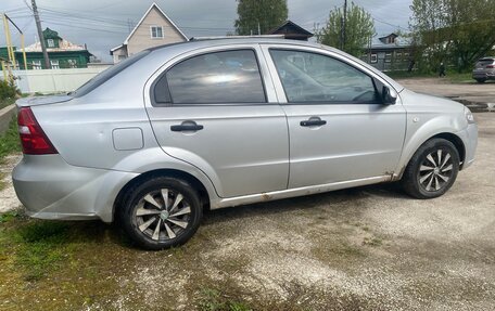 Chevrolet Aveo III, 2011 год, 125 000 рублей, 2 фотография