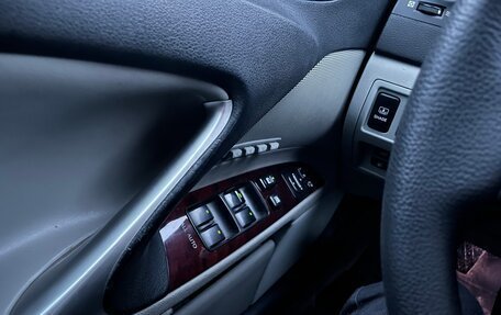 Lexus IS II рестайлинг 2, 2006 год, 1 000 000 рублей, 6 фотография