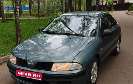 Mitsubishi Carisma I, 2001 год, 290 000 рублей, 2 фотография