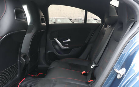 Mercedes-Benz CLA, 2019 год, 2 900 000 рублей, 10 фотография