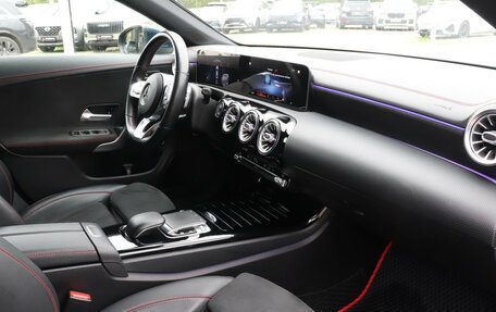 Mercedes-Benz CLA, 2019 год, 2 900 000 рублей, 9 фотография