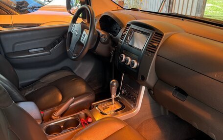 Nissan Navara (Frontier), 2011 год, 1 750 000 рублей, 13 фотография
