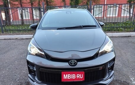 Toyota Vitz, 2018 год, 1 230 000 рублей, 2 фотография