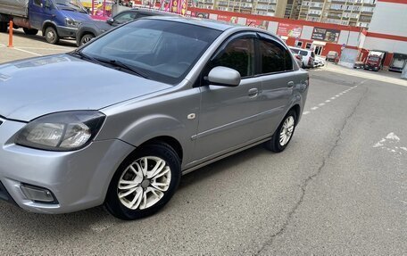 KIA Rio II, 2010 год, 376 000 рублей, 3 фотография