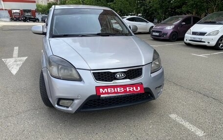 KIA Rio II, 2010 год, 376 000 рублей, 2 фотография