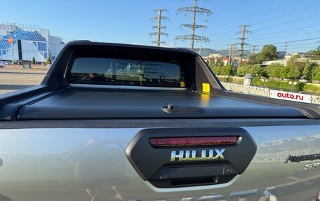Toyota Hilux VIII, 2022 год, 5 700 000 рублей, 9 фотография