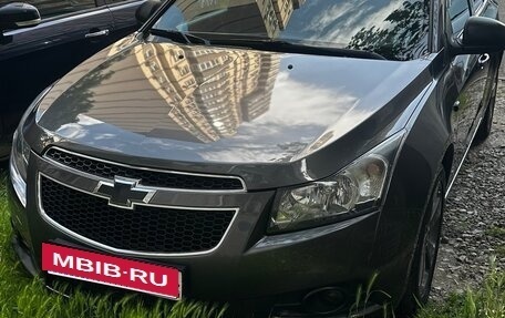 Chevrolet Cruze II, 2011 год, 950 000 рублей, 5 фотография
